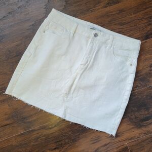 NEW white denim celebrity pink mini jean skirt mid high rise frayed y2k stretch